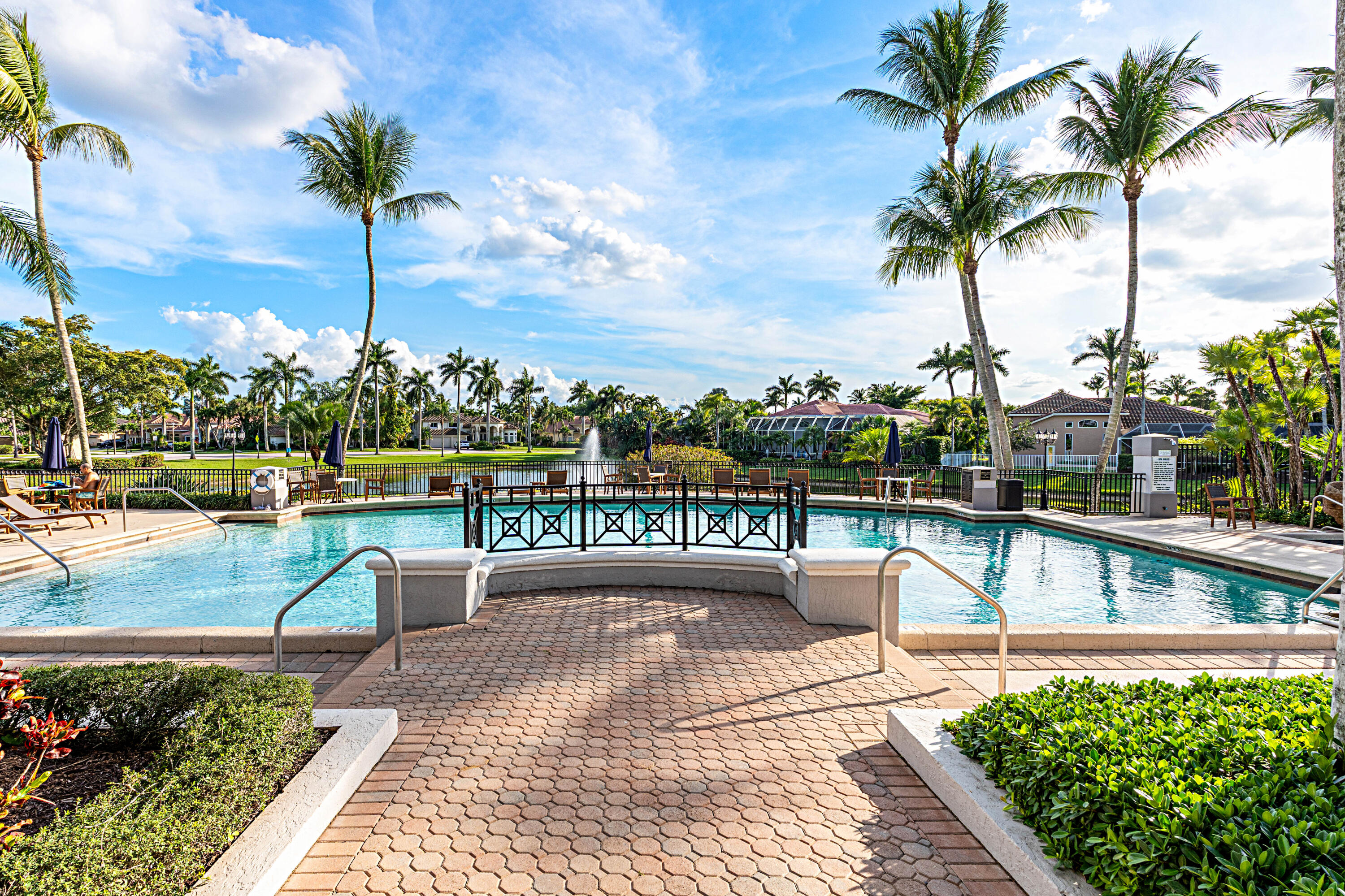 BOCA ISLES SOUTH - Residential