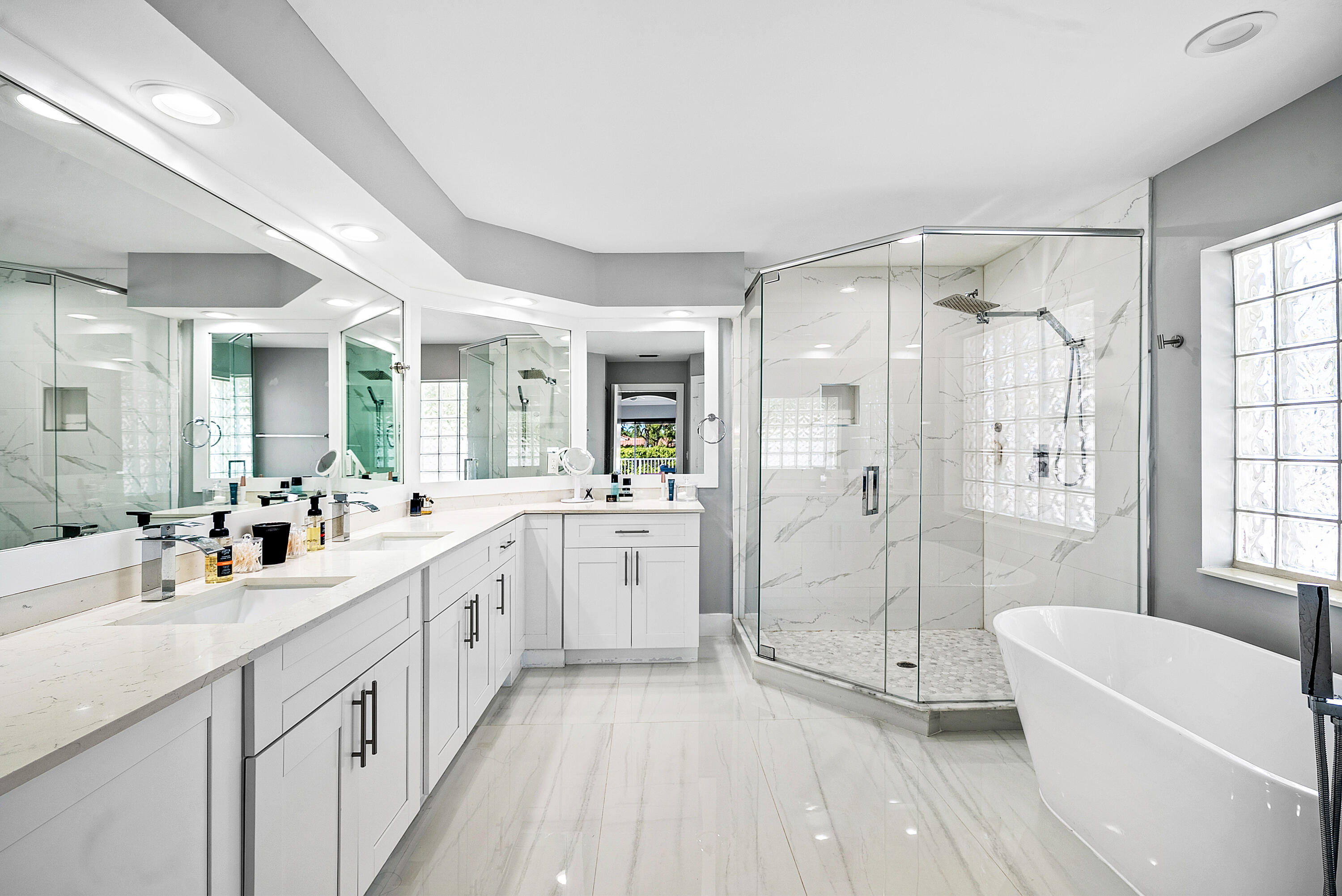 BOCA ISLES SOUTH - Residential