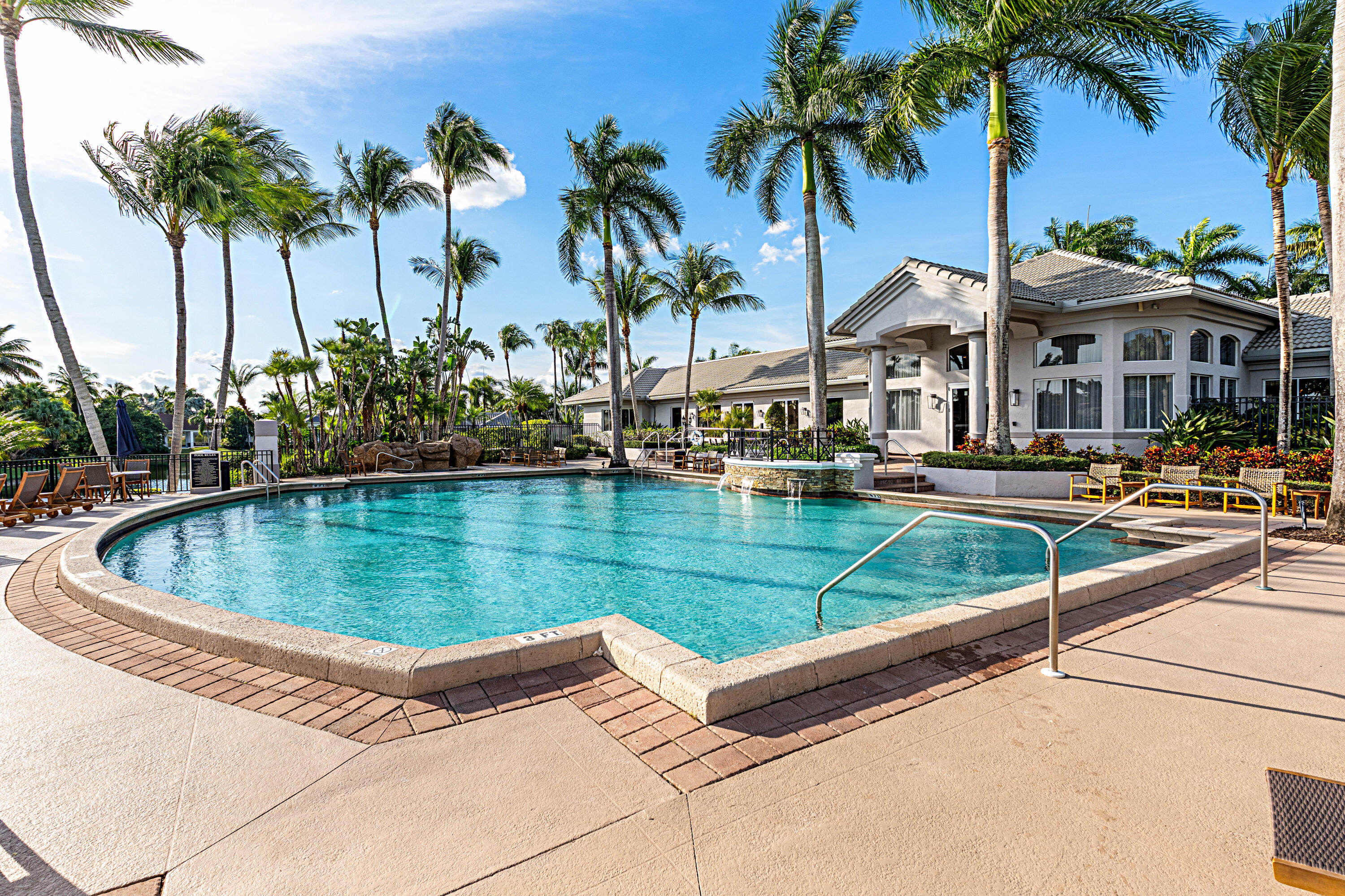 BOCA ISLES SOUTH - Residential