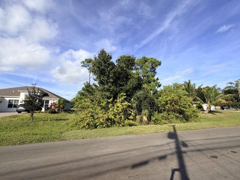 402 SE Cork Road Port St Lucie FL 34984