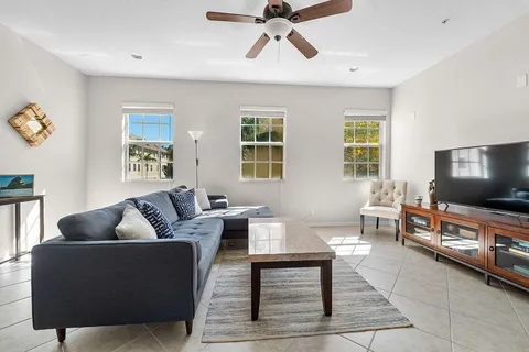 105 Black Ironwood Road Unit 106, Jupiter, FL MLS: R11073677