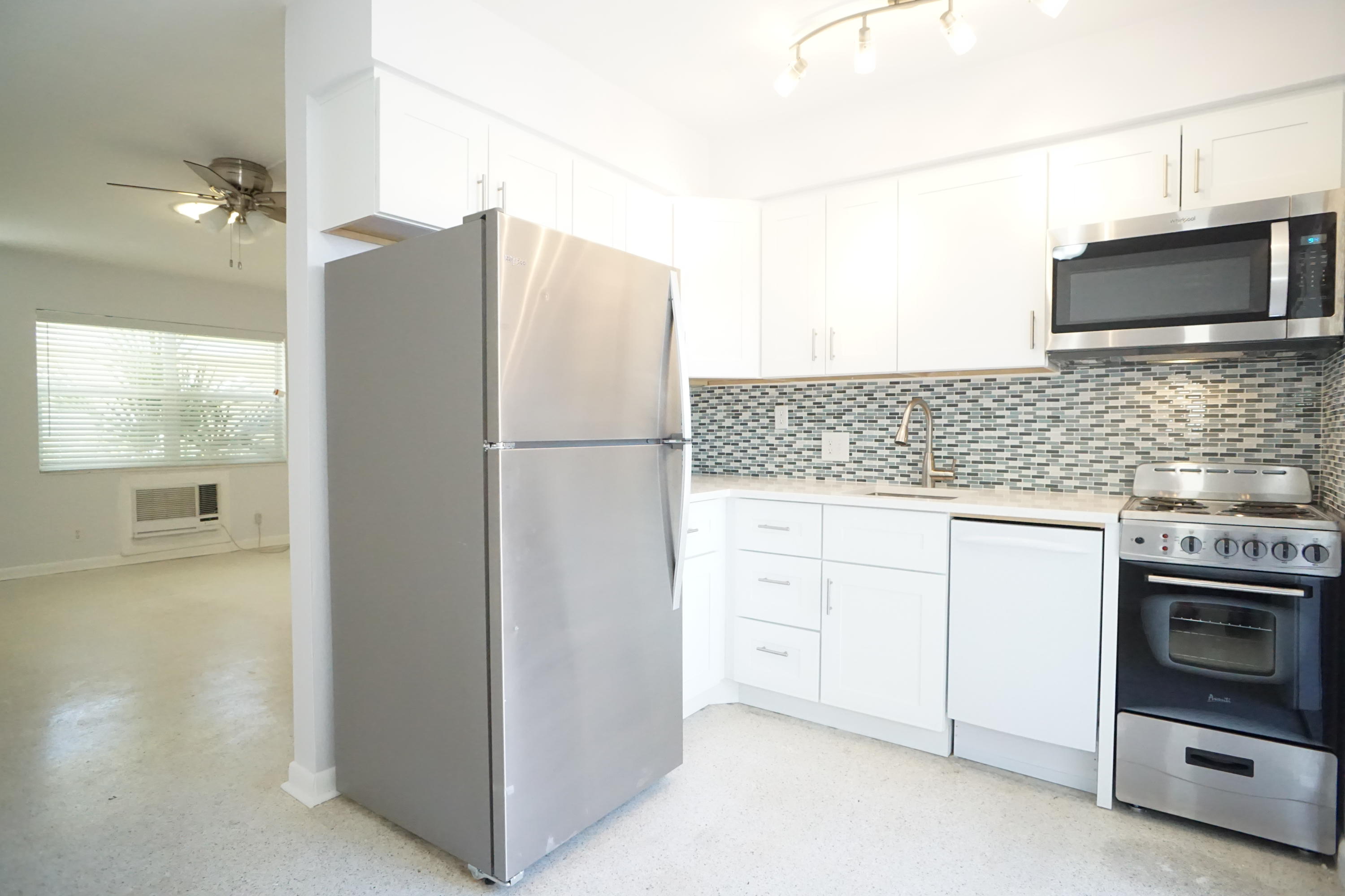 PALM BEACH SHORES - Residential Lease