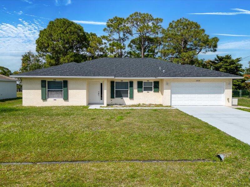 Photo of 2829 SE CABANA Lane, Port Saint Lucie, FL 34952 (MLS # B26074536)