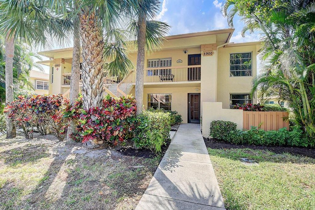 Photo of 5900 Sugar Palm Court #Unit C, Delray Beach, FL 33484 (MLS # R10872105)