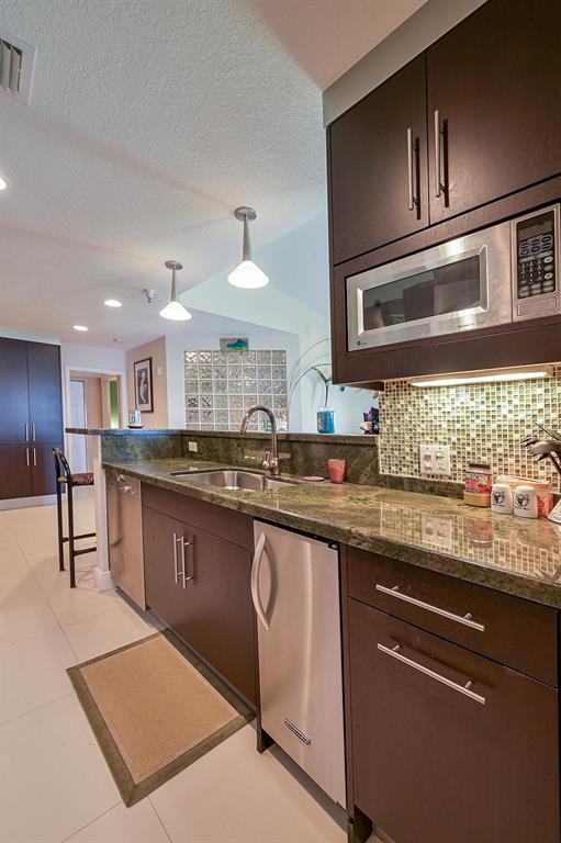 The Yacht Club on the Intracoastal - Residential