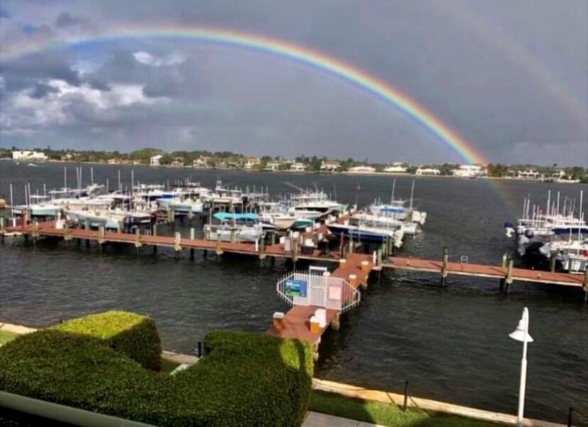 The Yacht Club on the Intracoastal - Residential