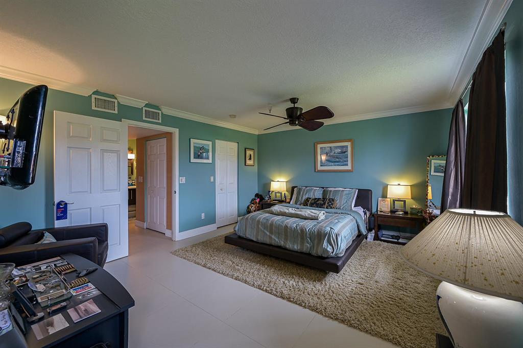 The Yacht Club on the Intracoastal - Residential