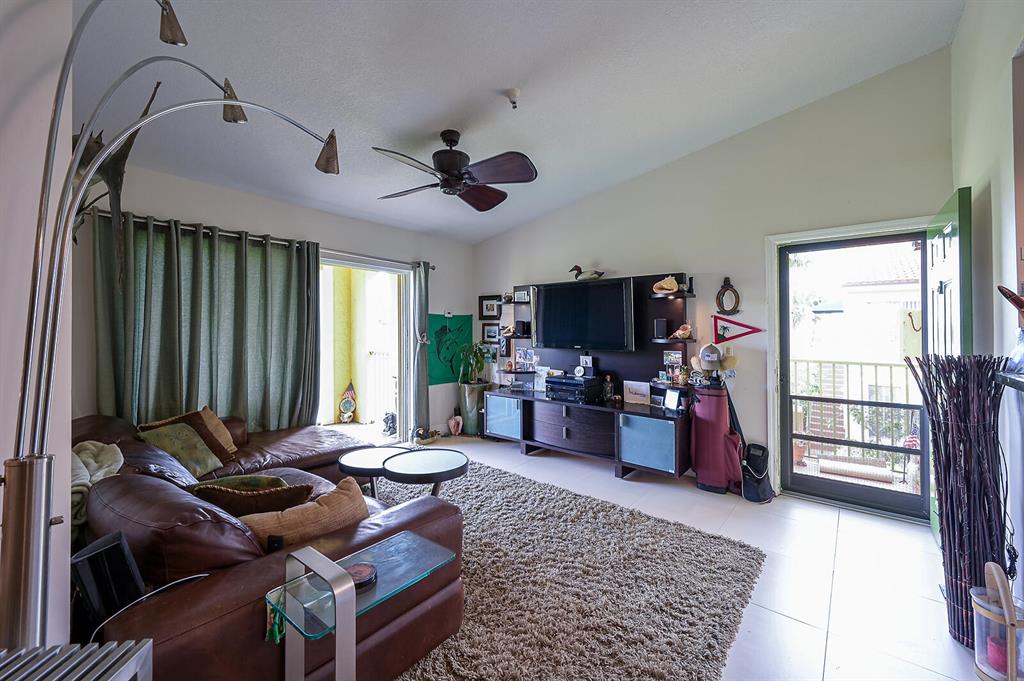 The Yacht Club on the Intracoastal - Residential