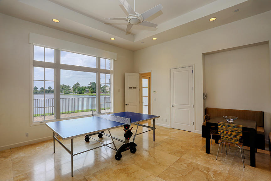 Hamptons - Residential