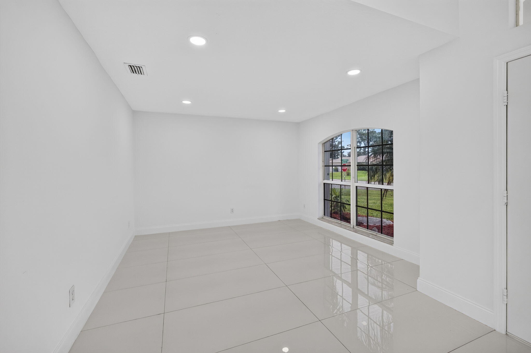 3721 SW Masilunas Street