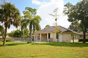 PADDOCK PARK 1 OF WELLING - Residential