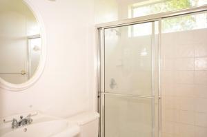 PADDOCK PARK 1 OF WELLING - Residential