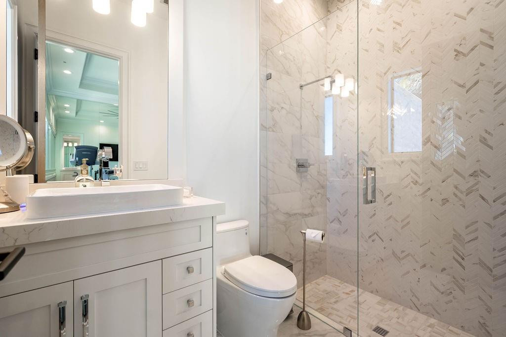 Hillsboro Isles 29-4 B - Residential