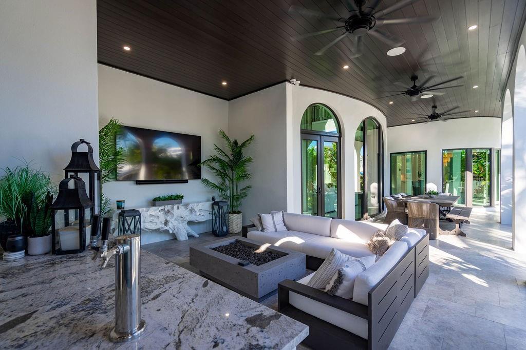 Hillsboro Isles 29-4 B - Residential