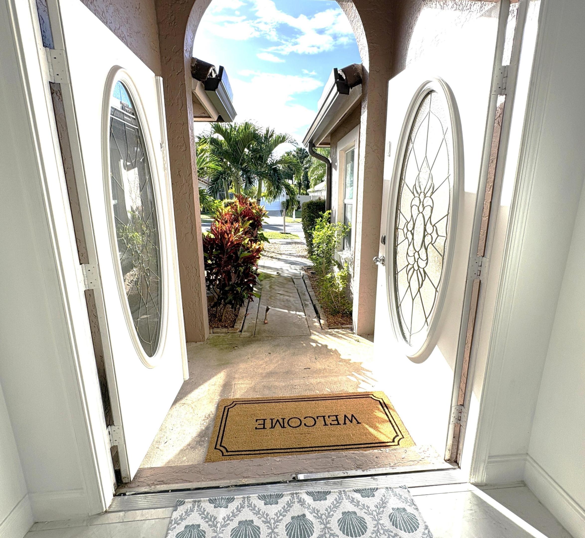 1842 OAK BERRY Circle