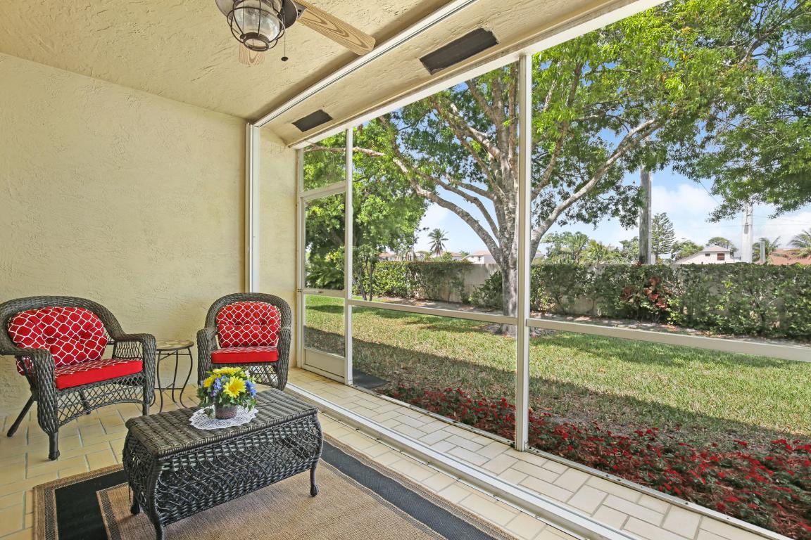 QUAIL RUN VILLAS - Residential