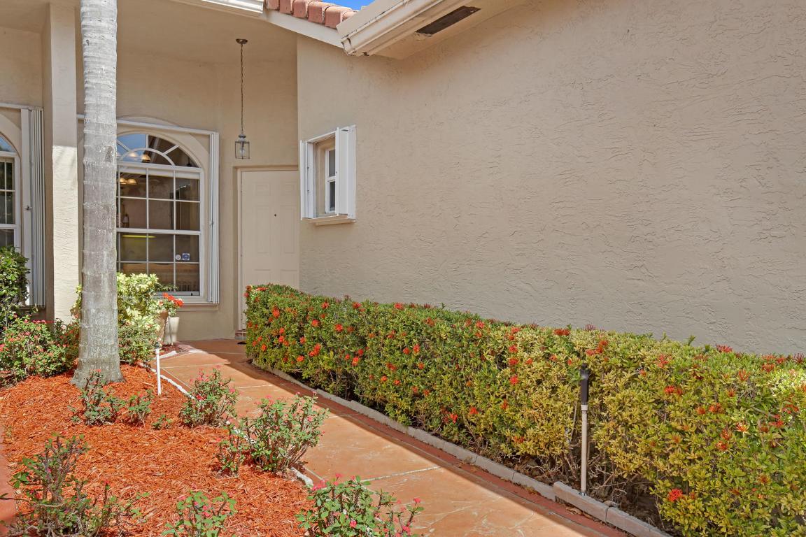 QUAIL RUN VILLAS - Residential