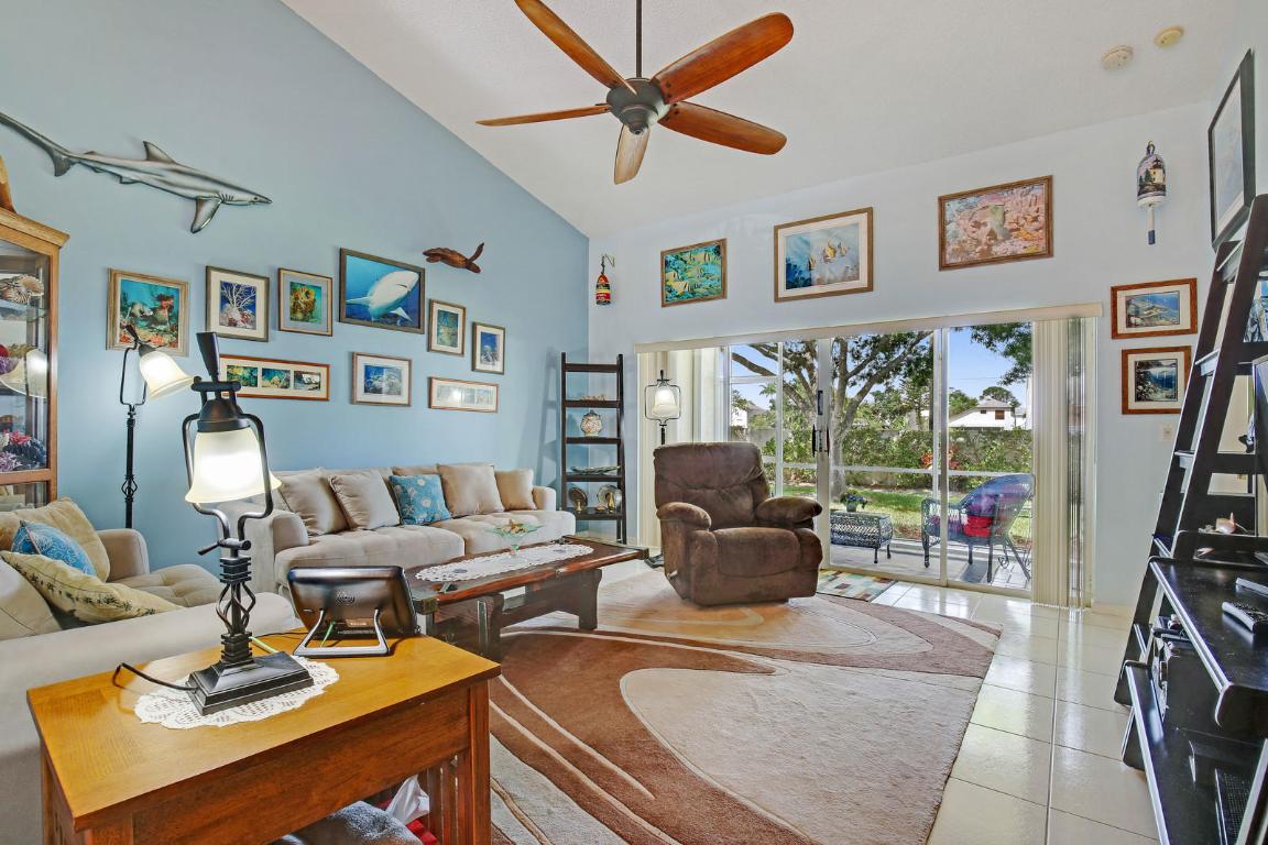 QUAIL RUN VILLAS - Residential