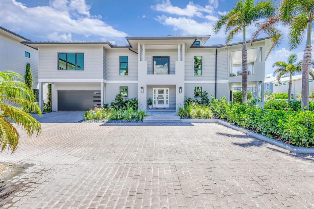 Photo of 401 Xanadu Place, Jupiter, FL 33477 (MLS # R11093959)