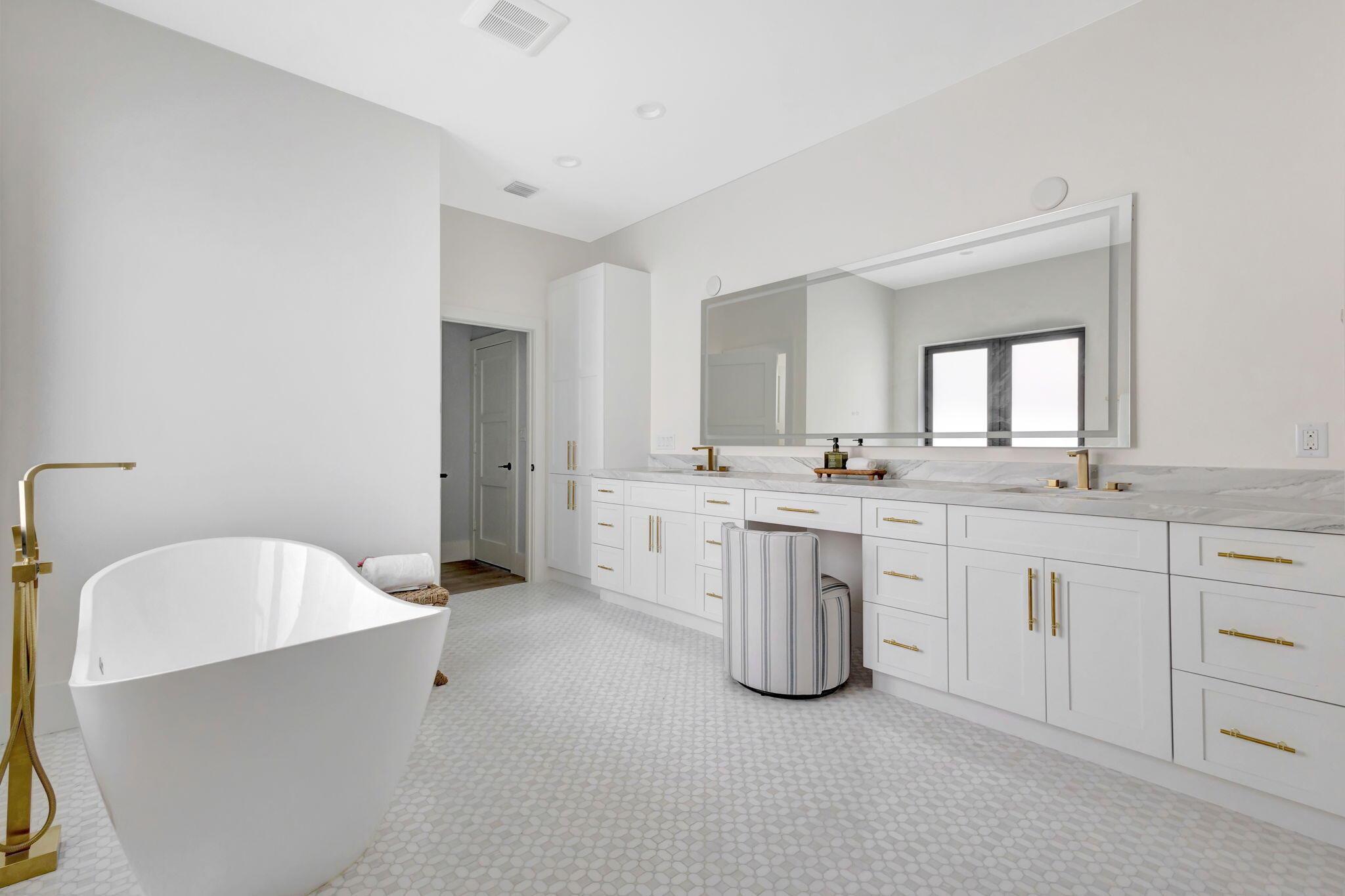 XANADU BY THE SEA - Residential