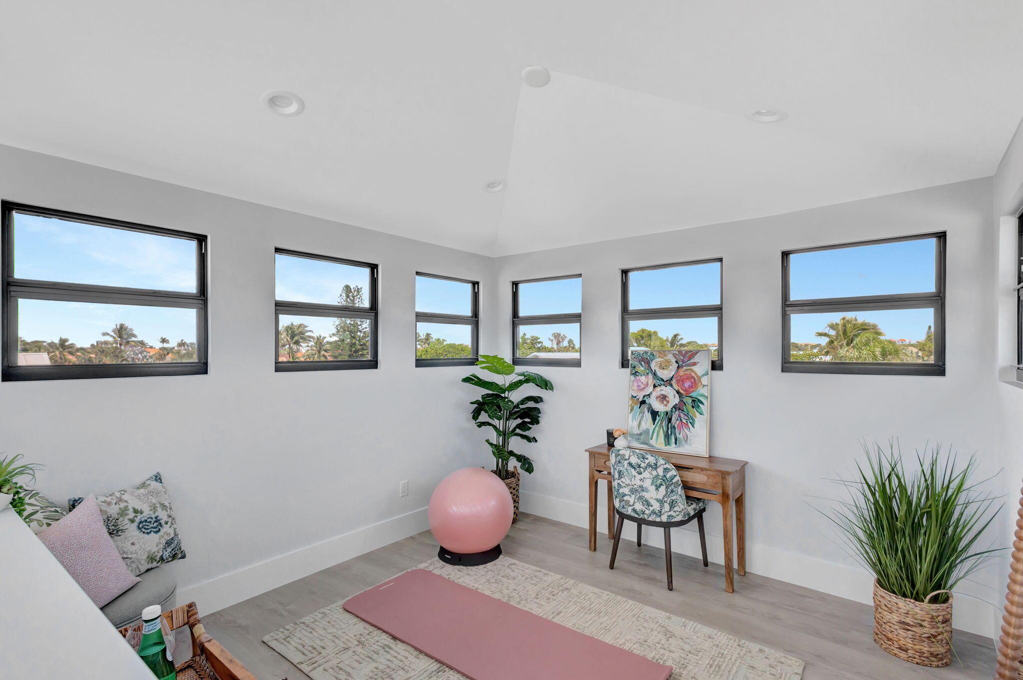 XANADU BY THE SEA - Residential