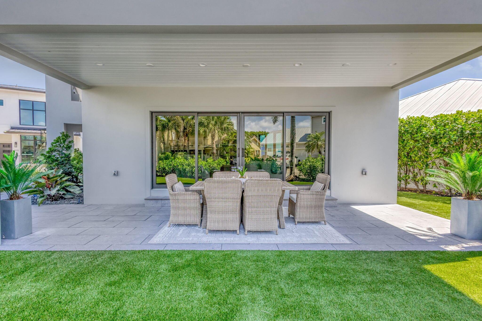 XANADU BY THE SEA - Residential