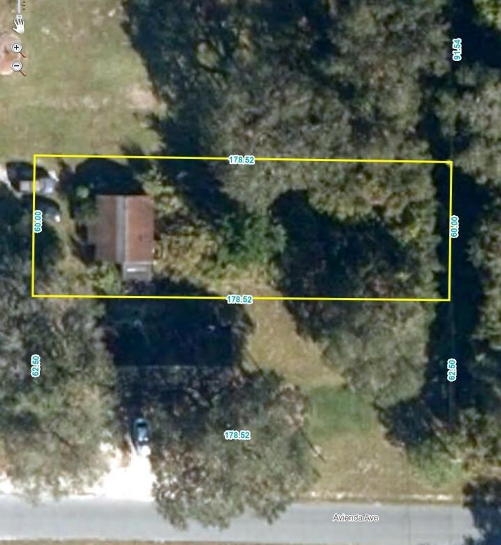 Photo of 2402 N 49th Street, Fort Pierce, FL 34946 (MLS # R10959056)