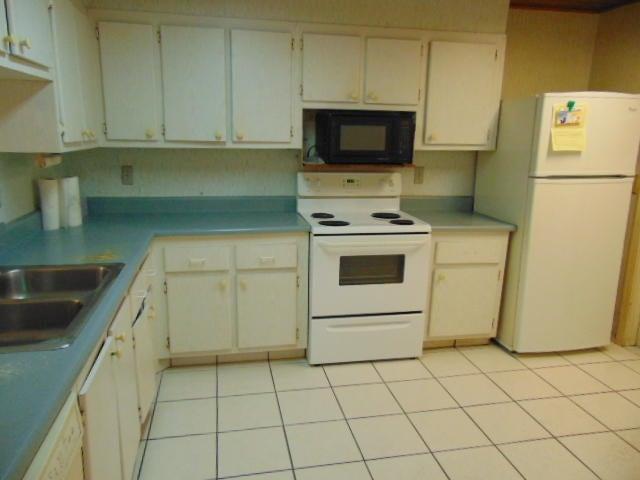 AMERICAN HOMES AT BOCA RATON 4 - Residential