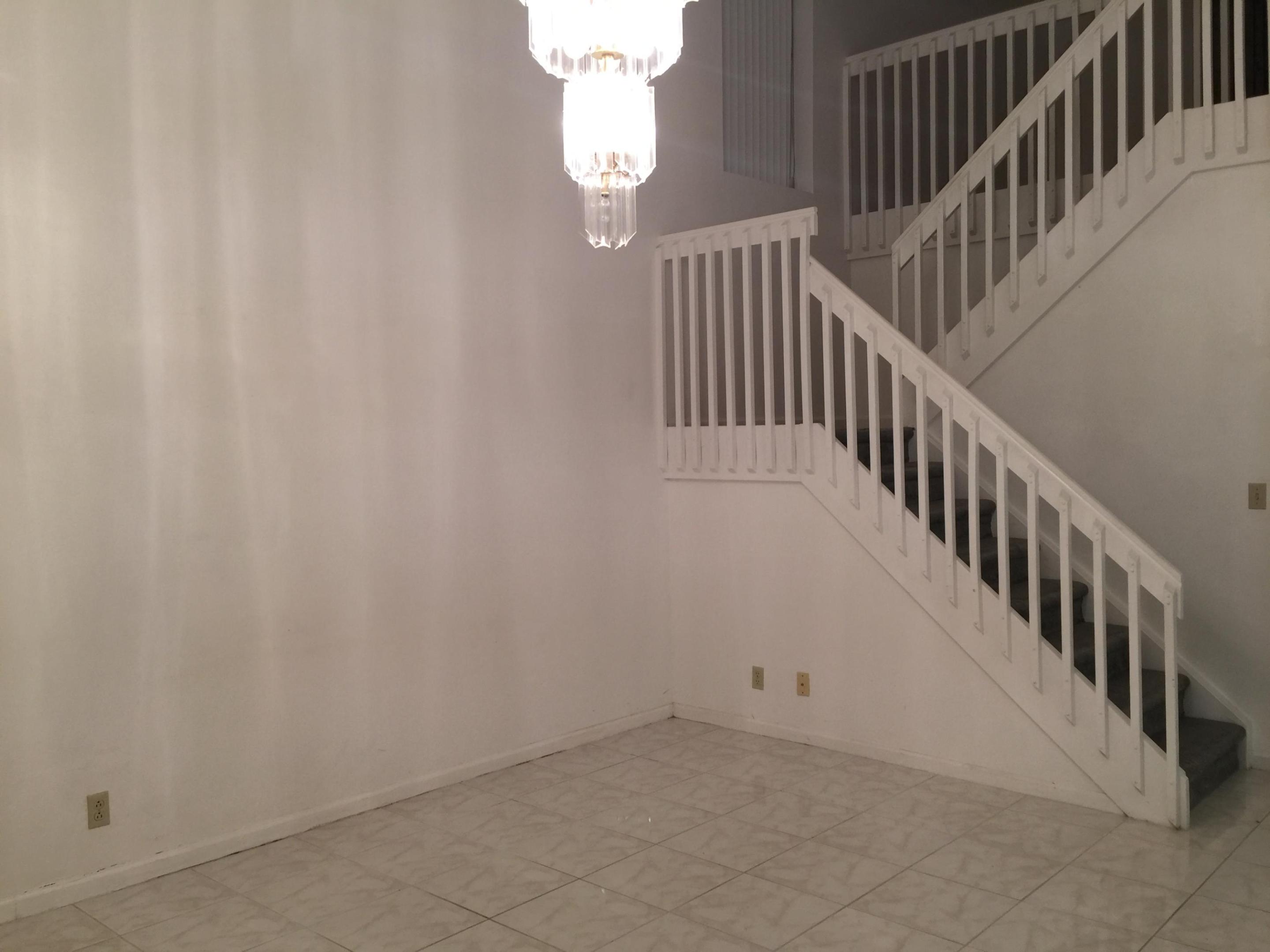 BOYNTON LAKES North - Residential Lease