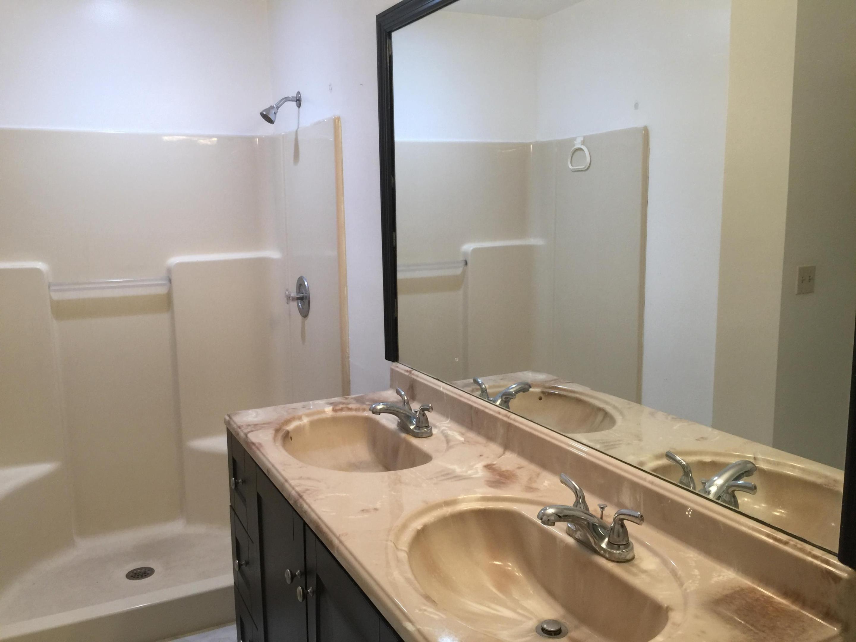 BOYNTON LAKES North - Residential Lease