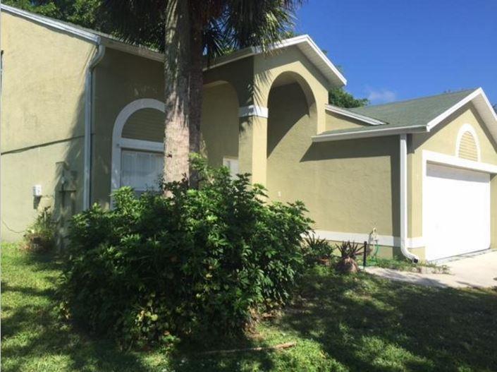 BOYNTON LAKES North - Residential Lease