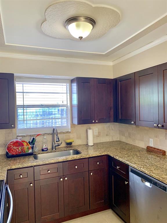 FOREST HILL VILLAGE 1 - Residential