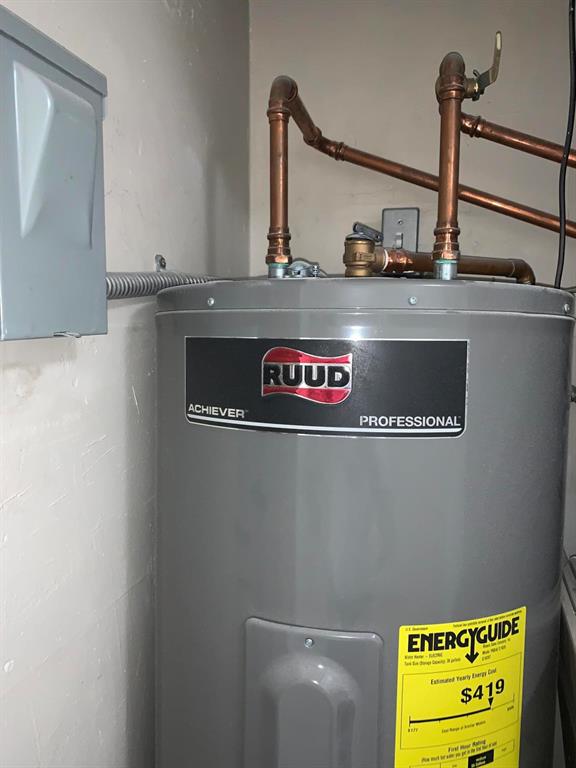 FOREST HILL VILLAGE 1 - Residential