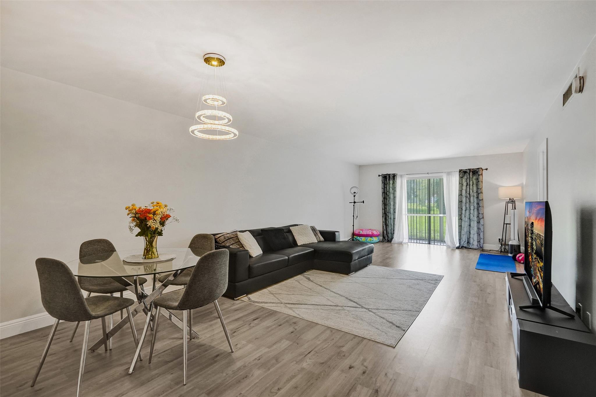 6260 S Falls Cir dr 102