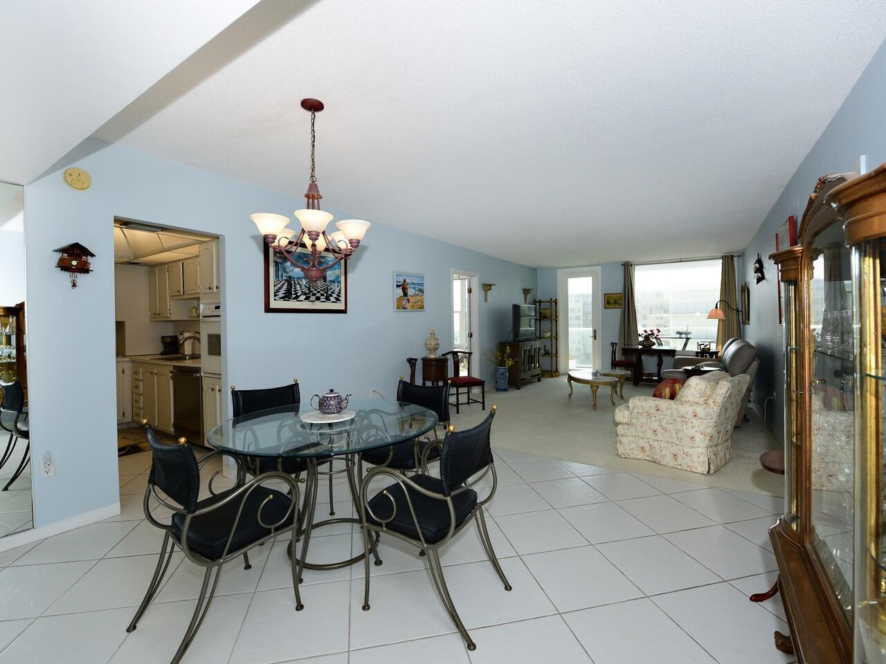 PATRICIAN OF PALM BEACH CONDO - Residential
