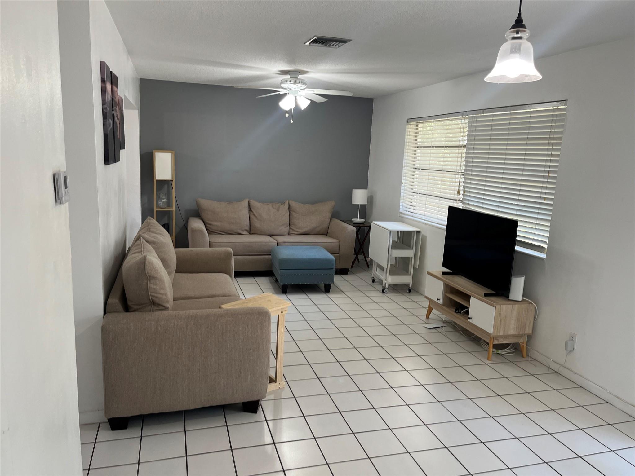 Pinehurst 5-13 B - Residential Lease