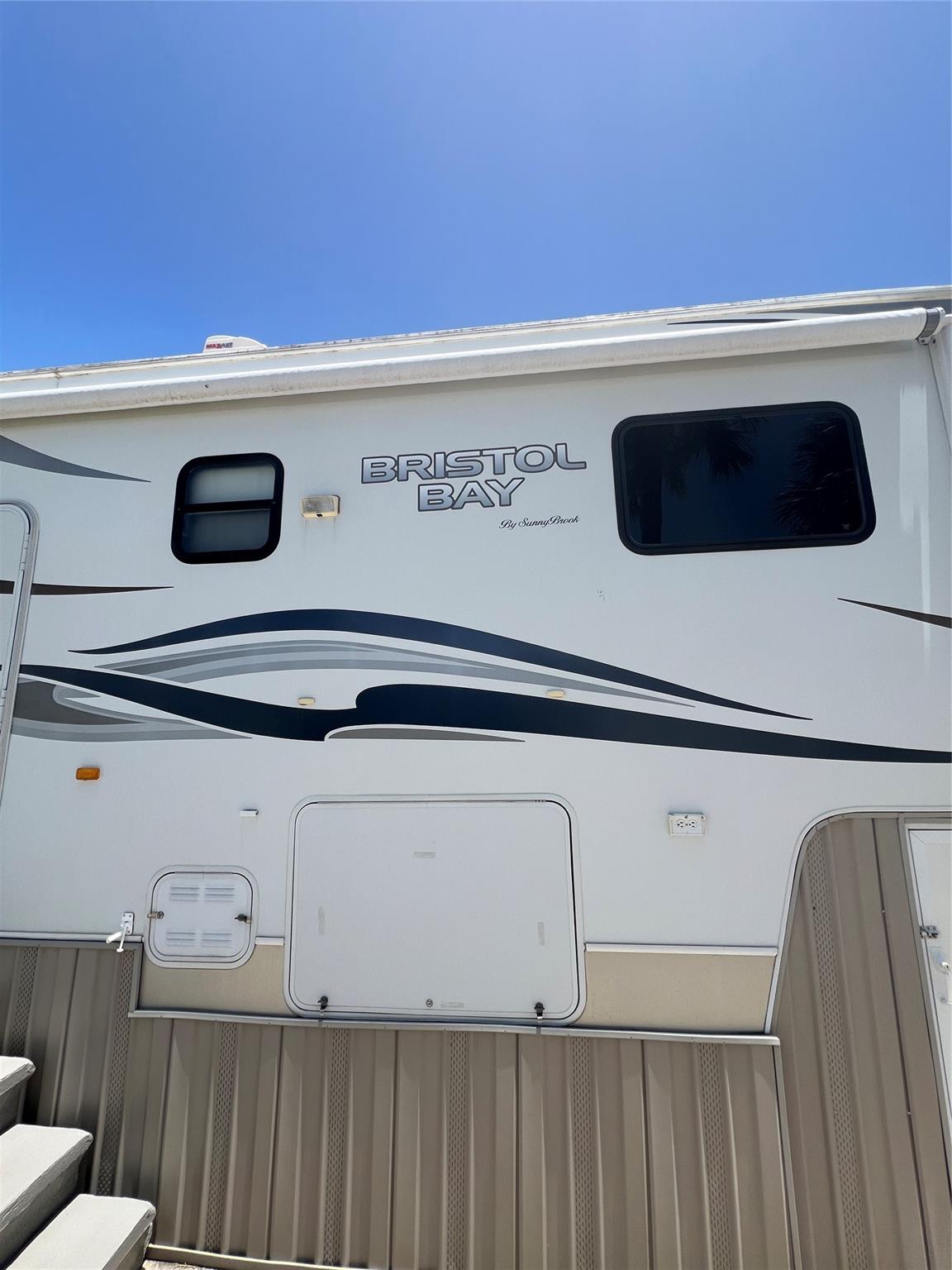 Ancient Oaks RV Rest 02 - Residential