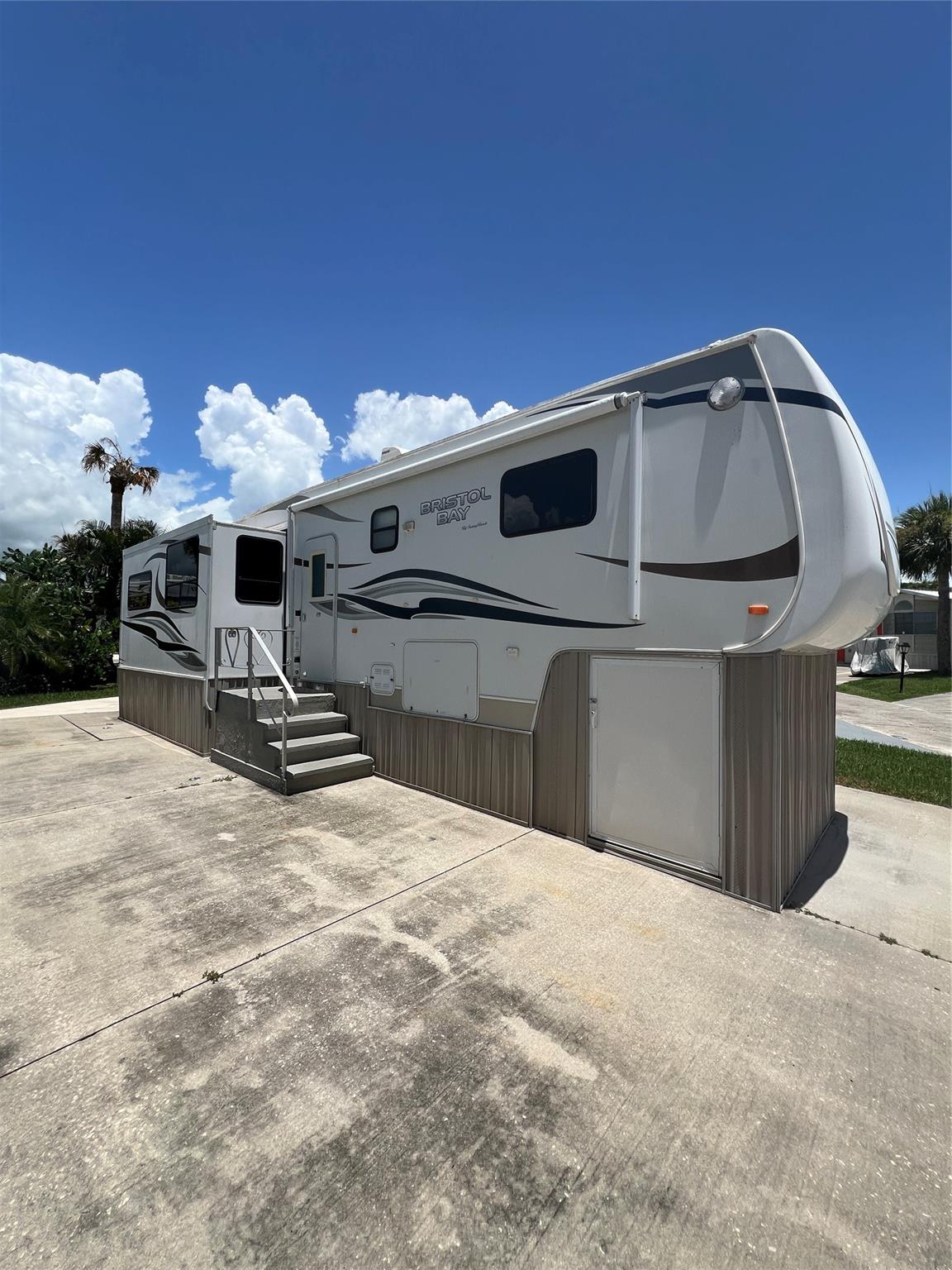 Ancient Oaks RV Rest 02 - Residential