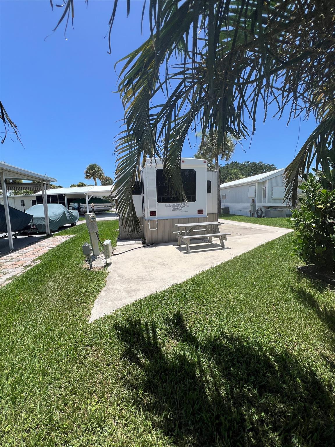 Ancient Oaks RV Rest 02 - Residential