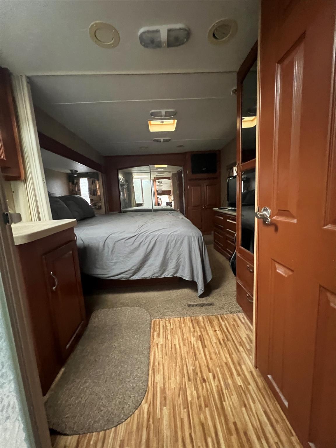Ancient Oaks RV Rest 02 - Residential