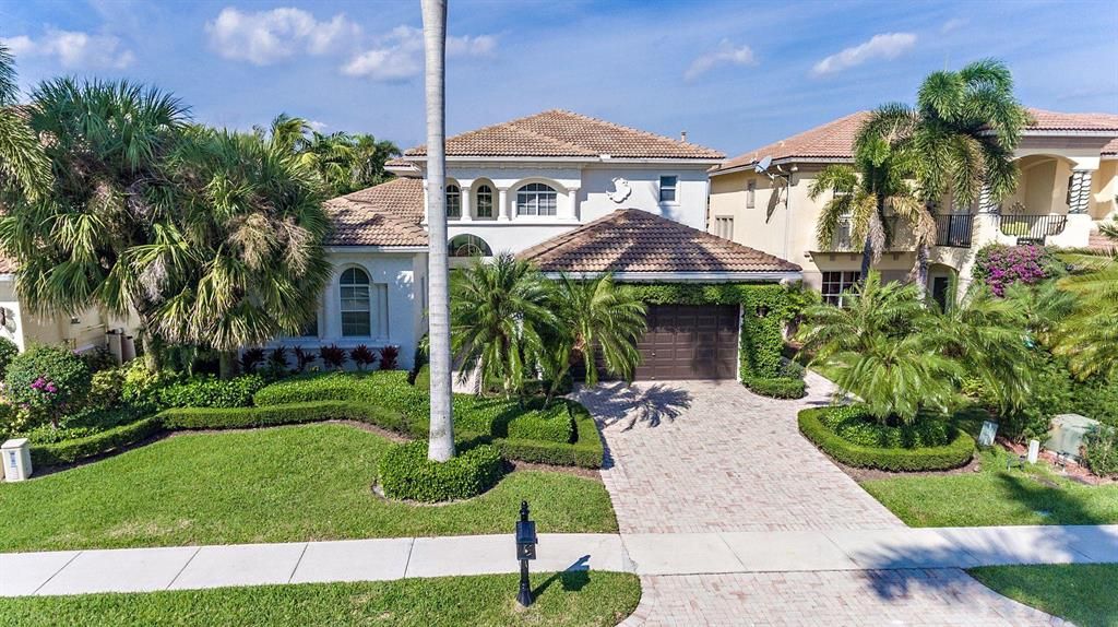 Photo of 507 Les Jardin Drive, Palm Beach Gardens, FL 33410 (MLS # R10695771)