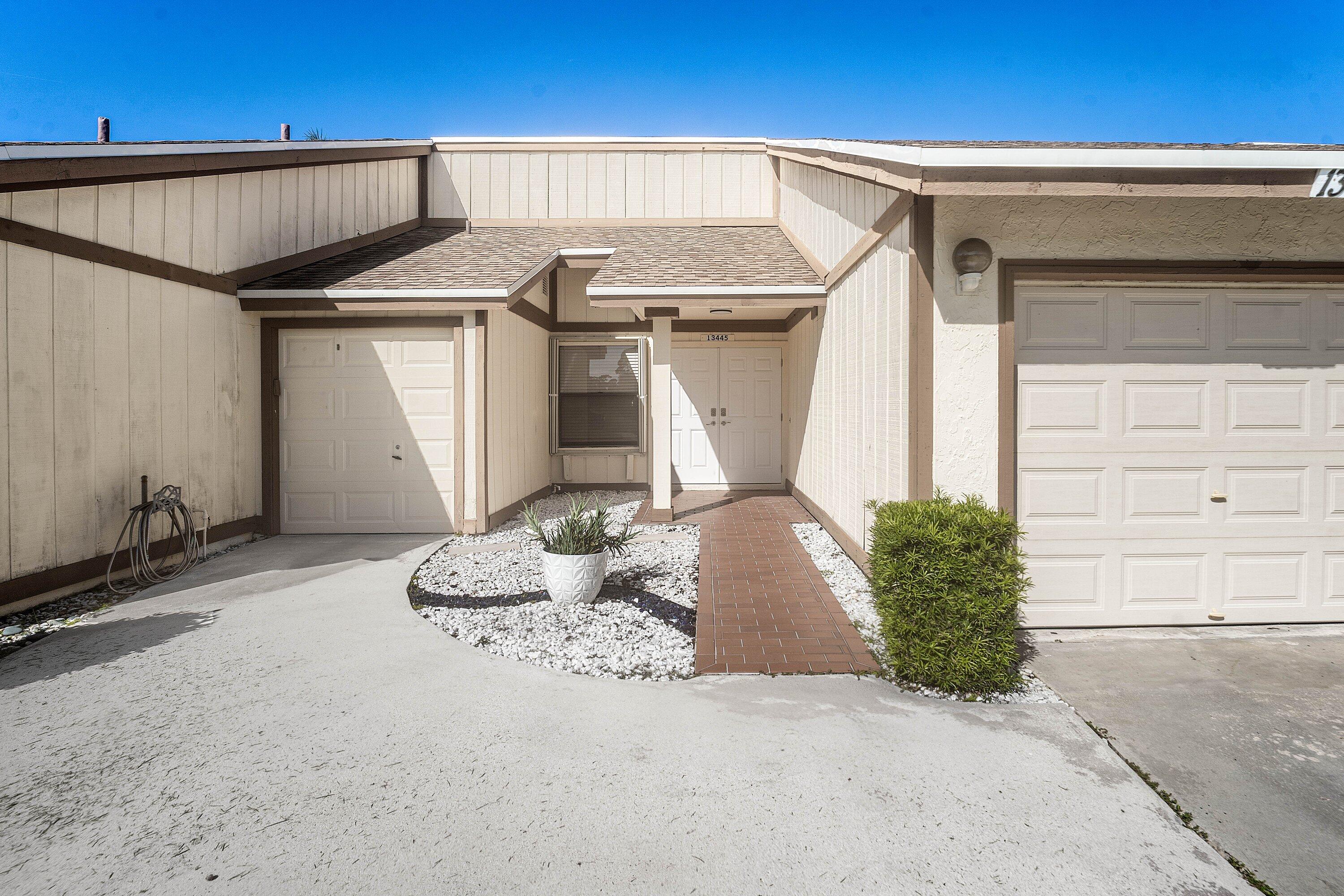 13445 Cross Pointe Drive