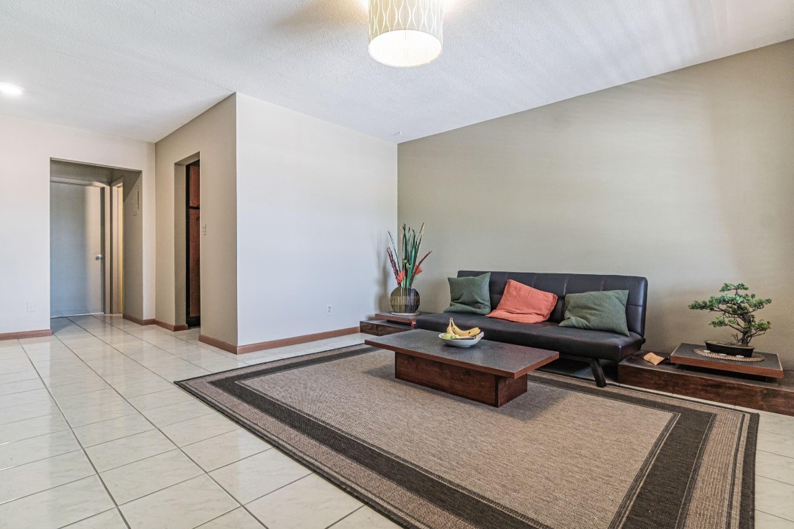 Carlton Arms - Residential