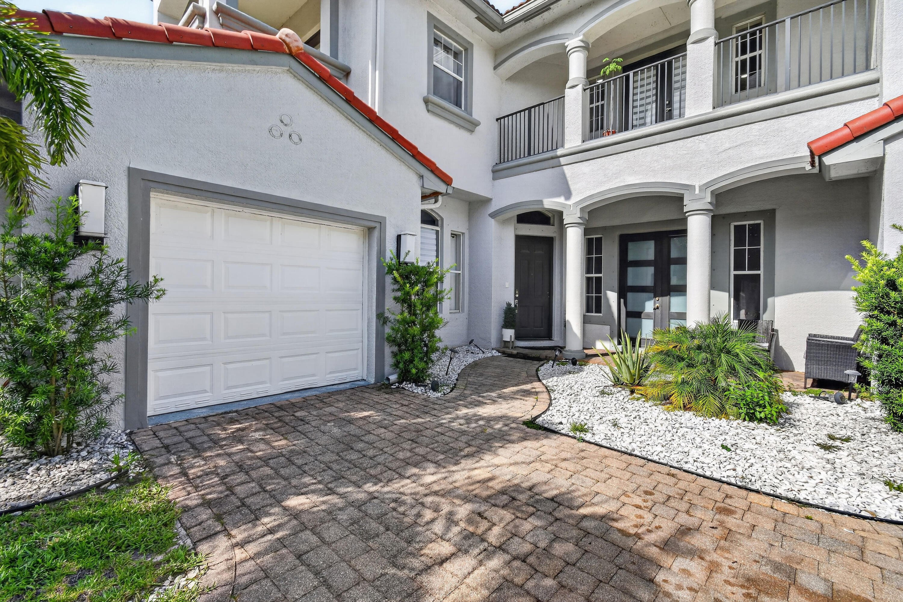 700 Cresta Circle