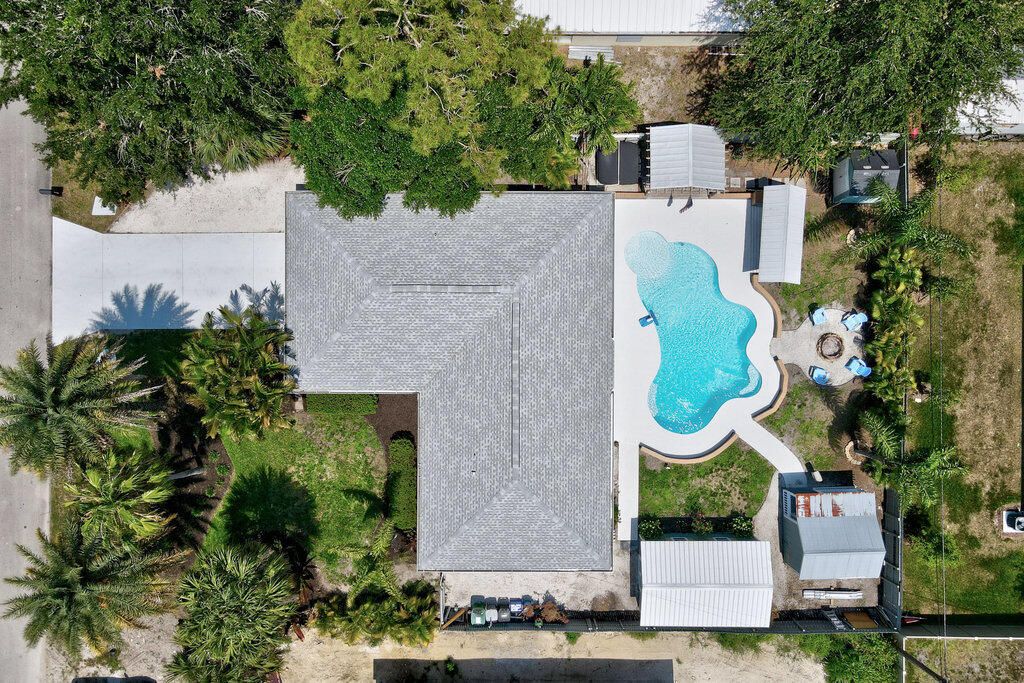 Photo of 418 Lanfair Avenue, Sebastian, FL 32958 (MLS # R10992206)