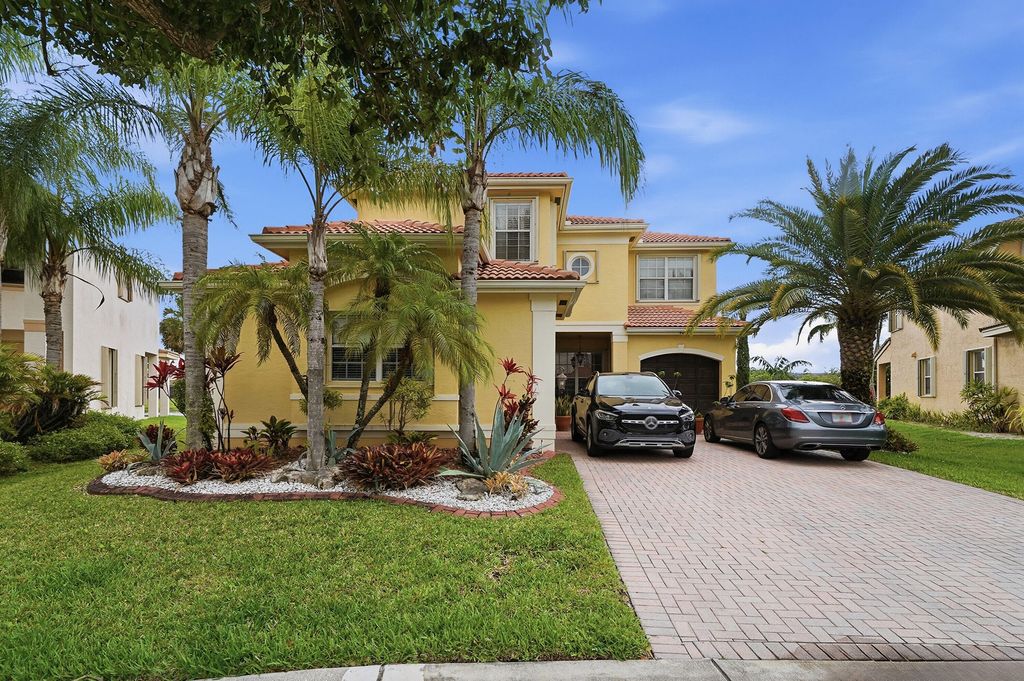 Photo of 4681 SW 131st Terrace, Miramar, FL 33027 (MLS # B26025939)