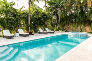 DRIFTWOOD LANDING - Residential