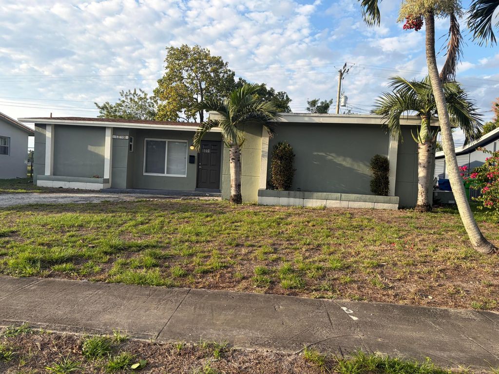 Photo of 6691 NW 30th Street, Sunrise, FL 33313 (MLS # B26003951)