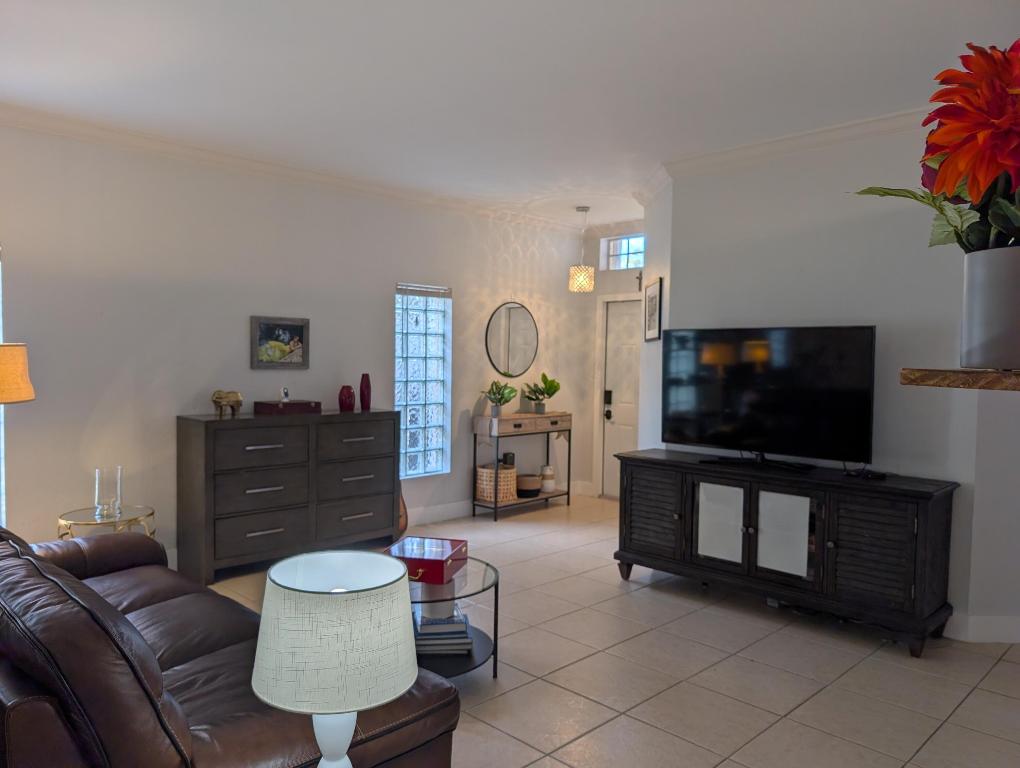 Sapphire Shores 1 - Residential