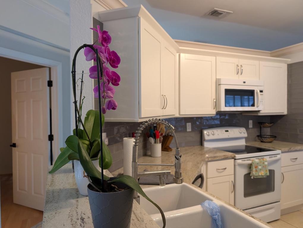 Sapphire Shores 1 - Residential